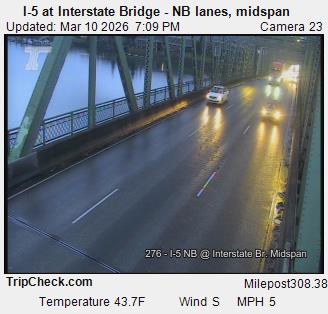 RoadCam - I-5 at Interstate bridge, N/B midspan
