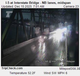 Camera 3034: I-5 at Interstate Bridge NB, midspan