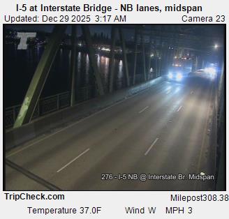 Camera 3034: I-5 at Interstate Bridge NB, midspan