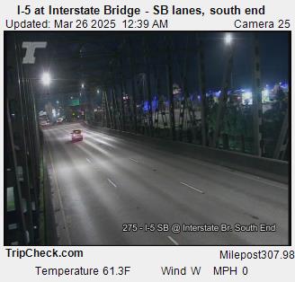 Traffic Cam I-5 at Interstate Bridge SB, south end