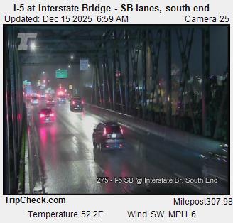 Camera 3033: I-5 at Interstate Bridge SB, south end