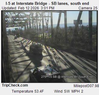 Camera 3033: I-5 at Interstate Bridge SB, south end