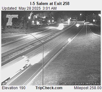 Traffic Cam I-5 Salem at Exit 258