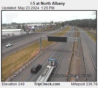 Traffic Cam I-5 at North Albany